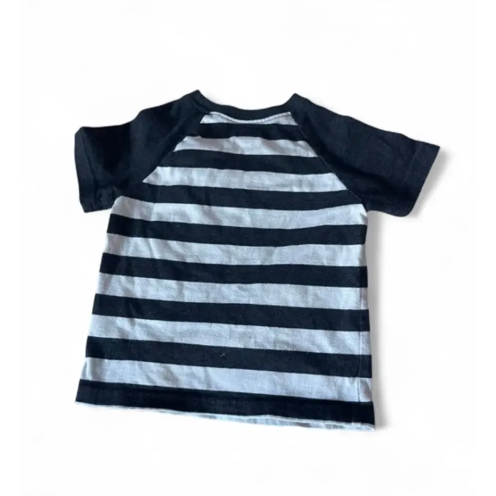 Old Navy / Garanimal Boys Set of 2 Dinosaur & Stripe Short Sleeve Shirts Size 2T